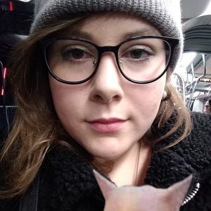 Meet your Posher, Laura